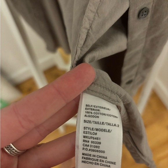 Like new James Perse long fine corduroy shirt dress - Picture 3 of 4